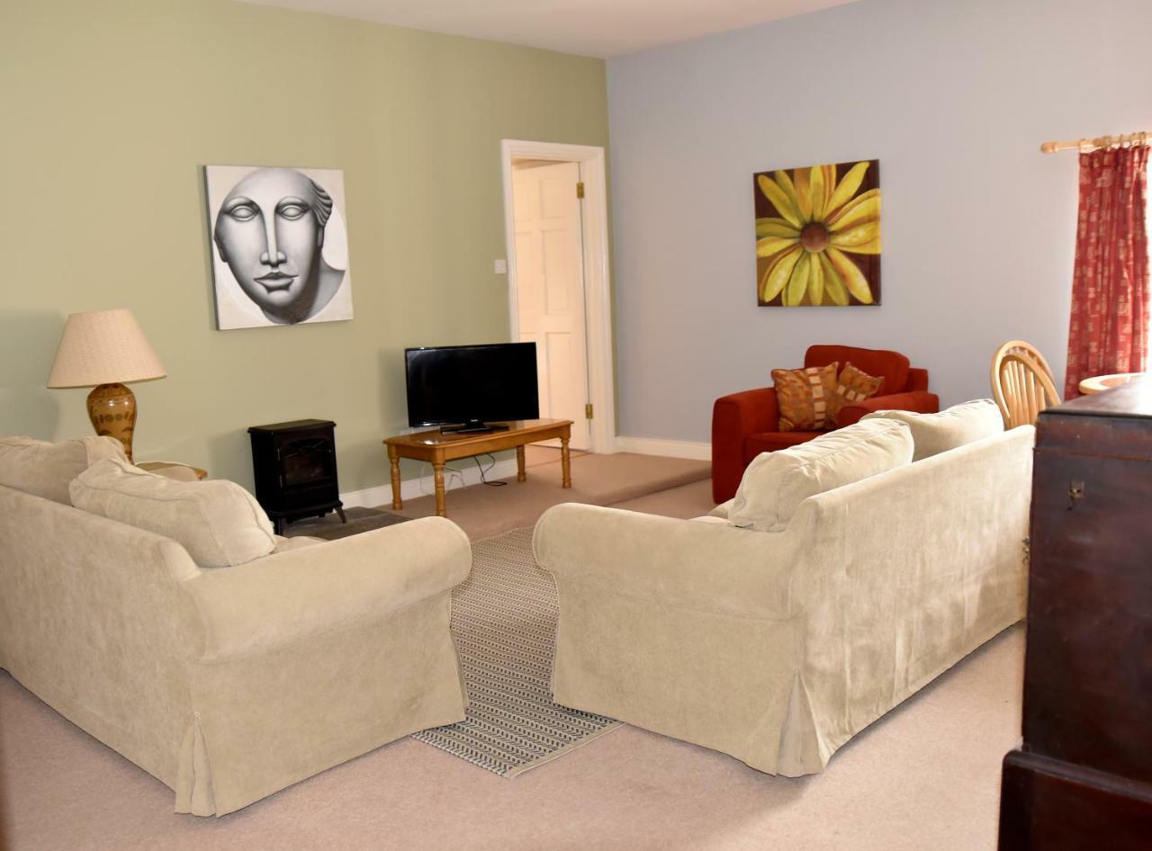 Townley Hall Apartments Slane Bagian luar foto